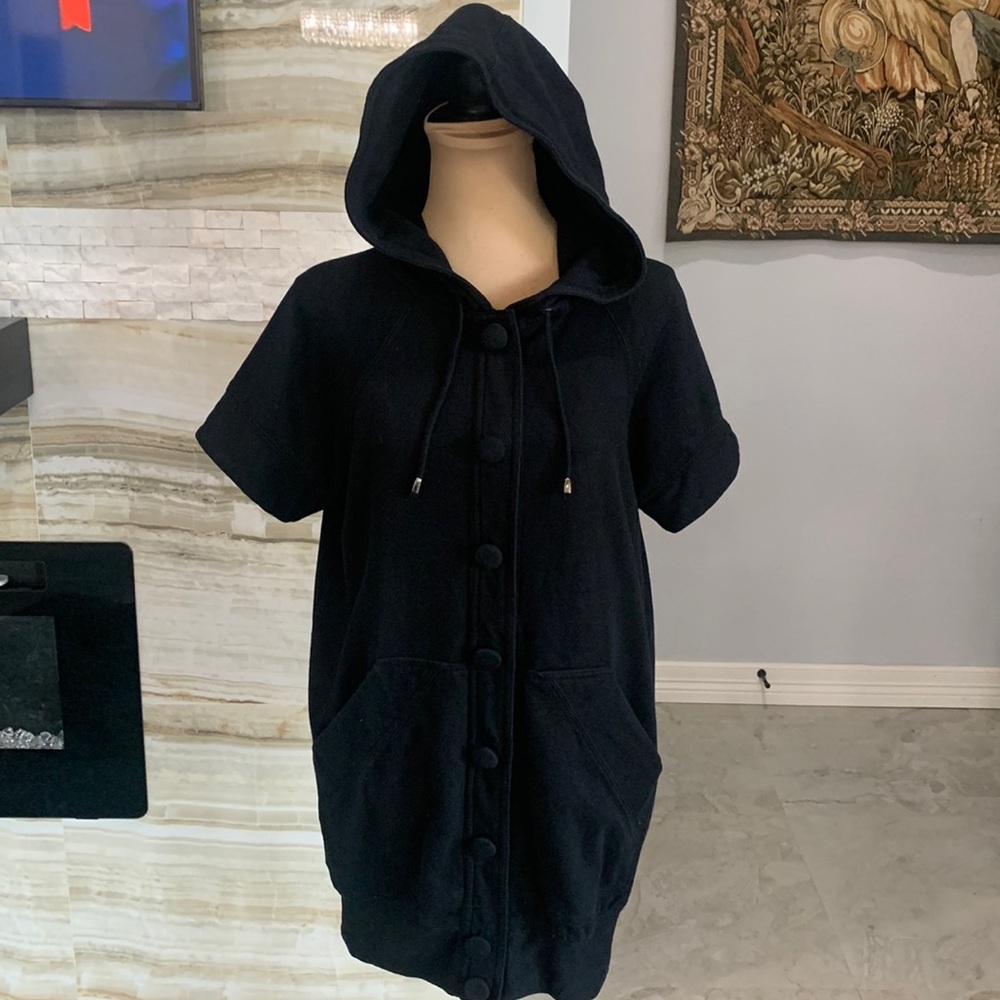 Twenty One Short Sleeve Black Button Down Hoodie. Size‎ S